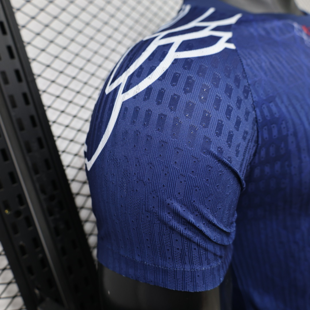 The PSG 25/26 Special Edition Player Football Jersey (Double Star Edition) 3