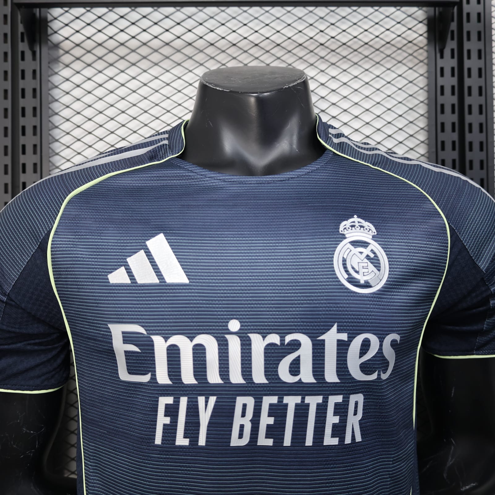 Real Madrid 2025/26 Away Jersey 7