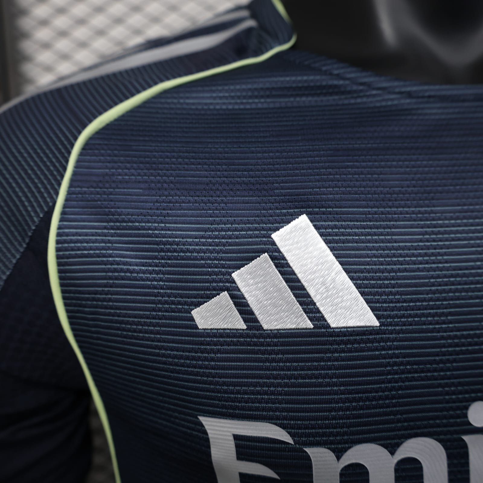 Real Madrid 2025/26 Away Jersey 2