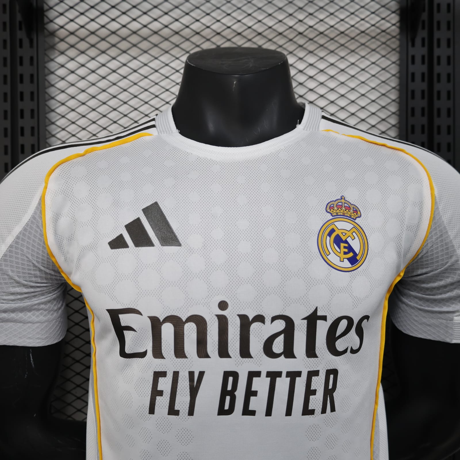 Real Madrid 2025/26 Home Jersey 6