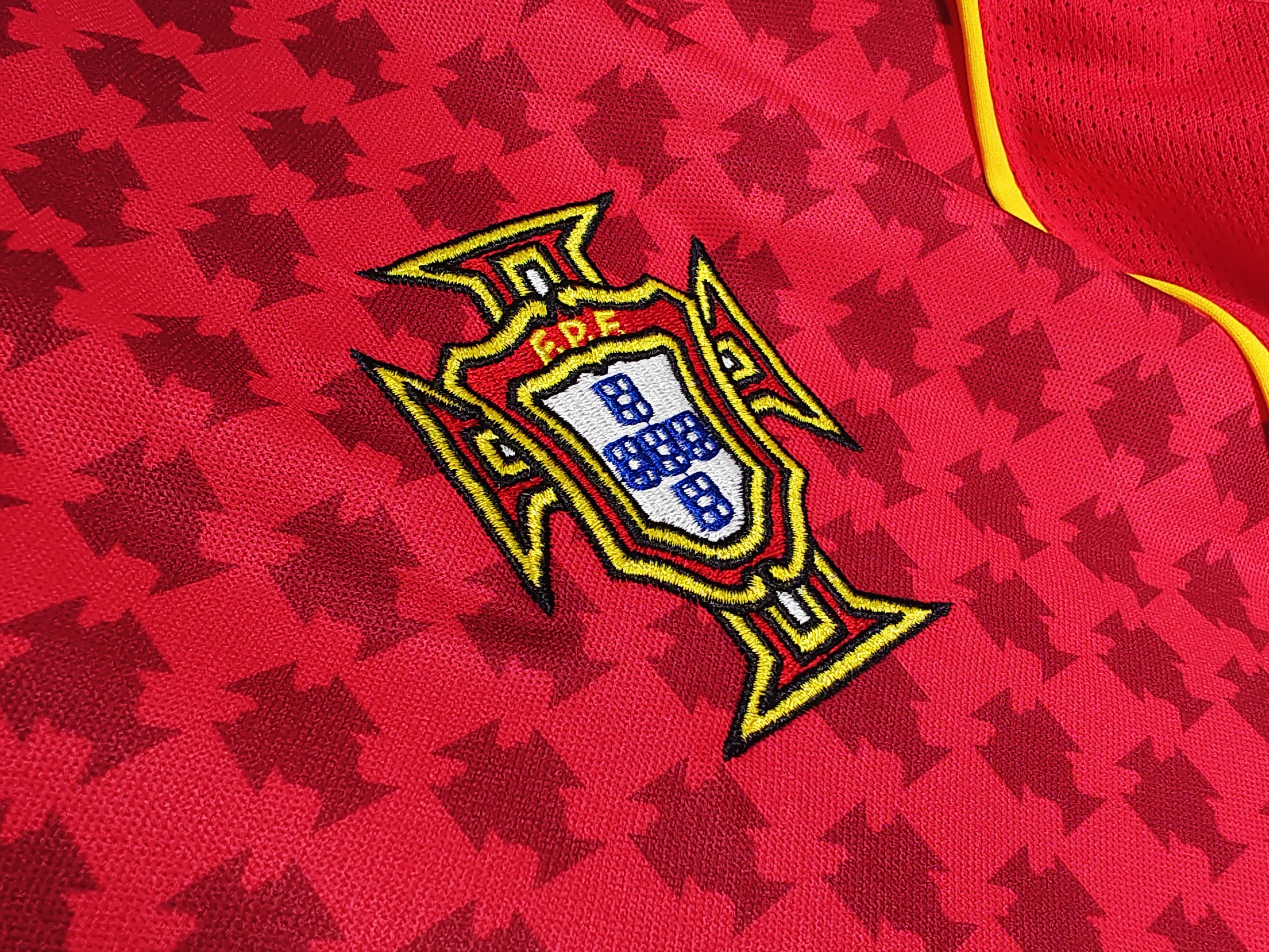 Portugal 2004 - 2005 Home "Total 90" Retro Jersey 5