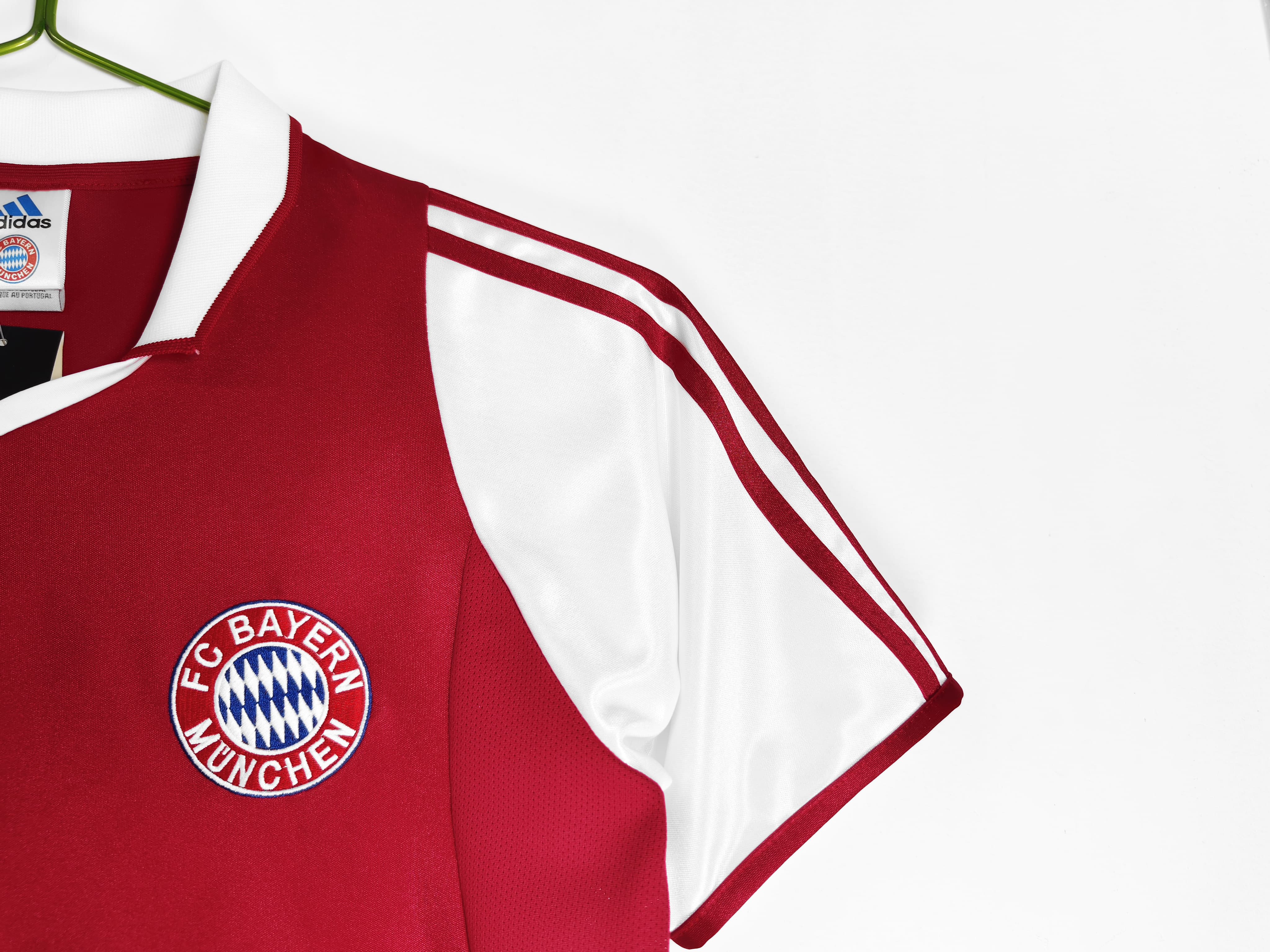 The FC Bayern Munich 2003/04 adidas Home Football Jersey 6