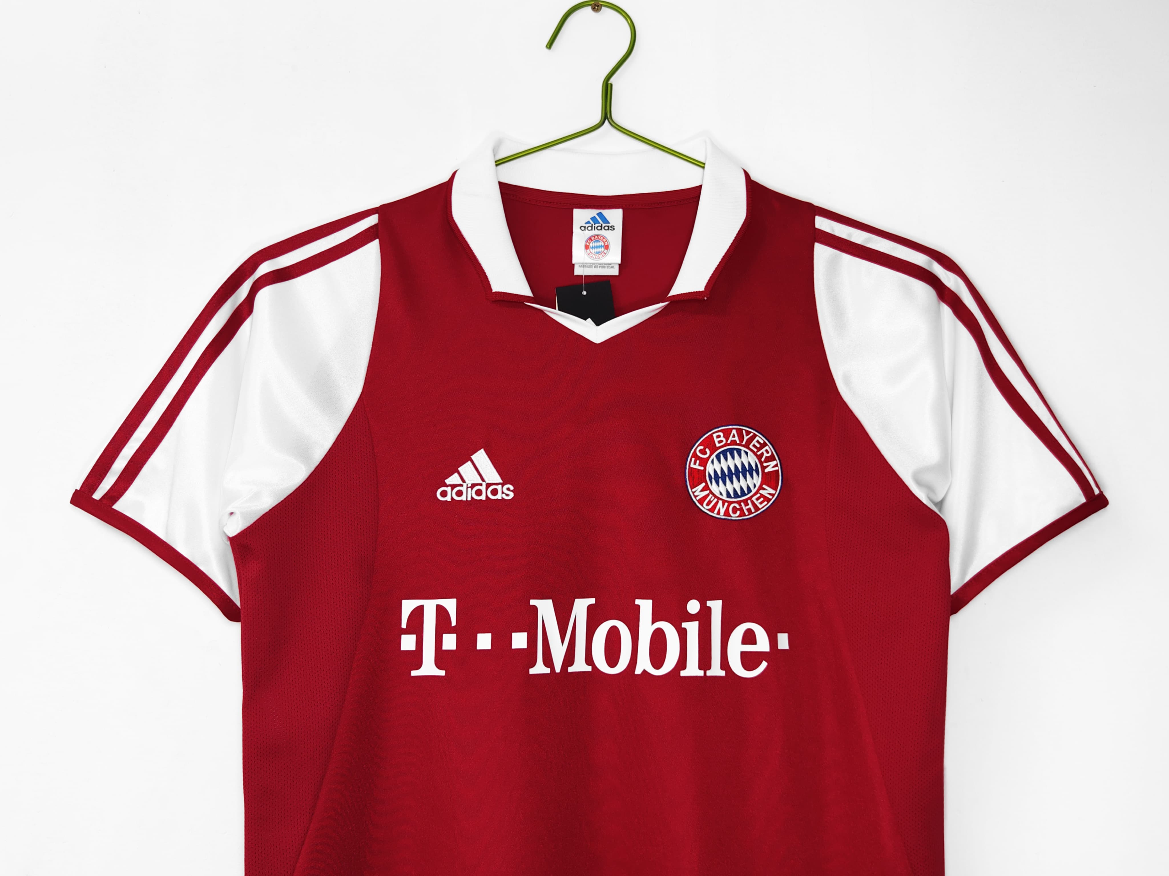 The FC Bayern Munich 2003/04 adidas Home Football Jersey 5