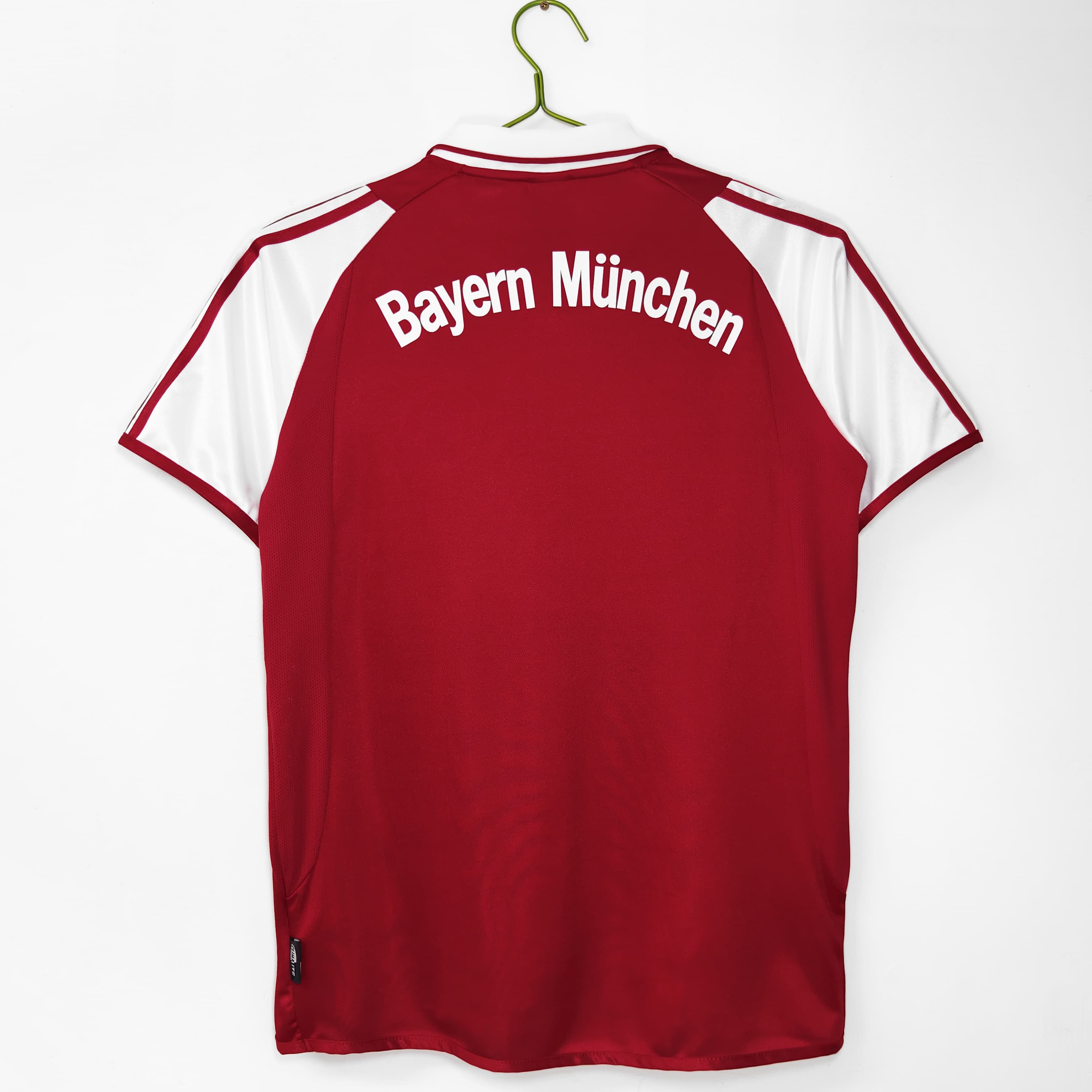 The FC Bayern Munich 2003/04 adidas Home Football Jersey 7