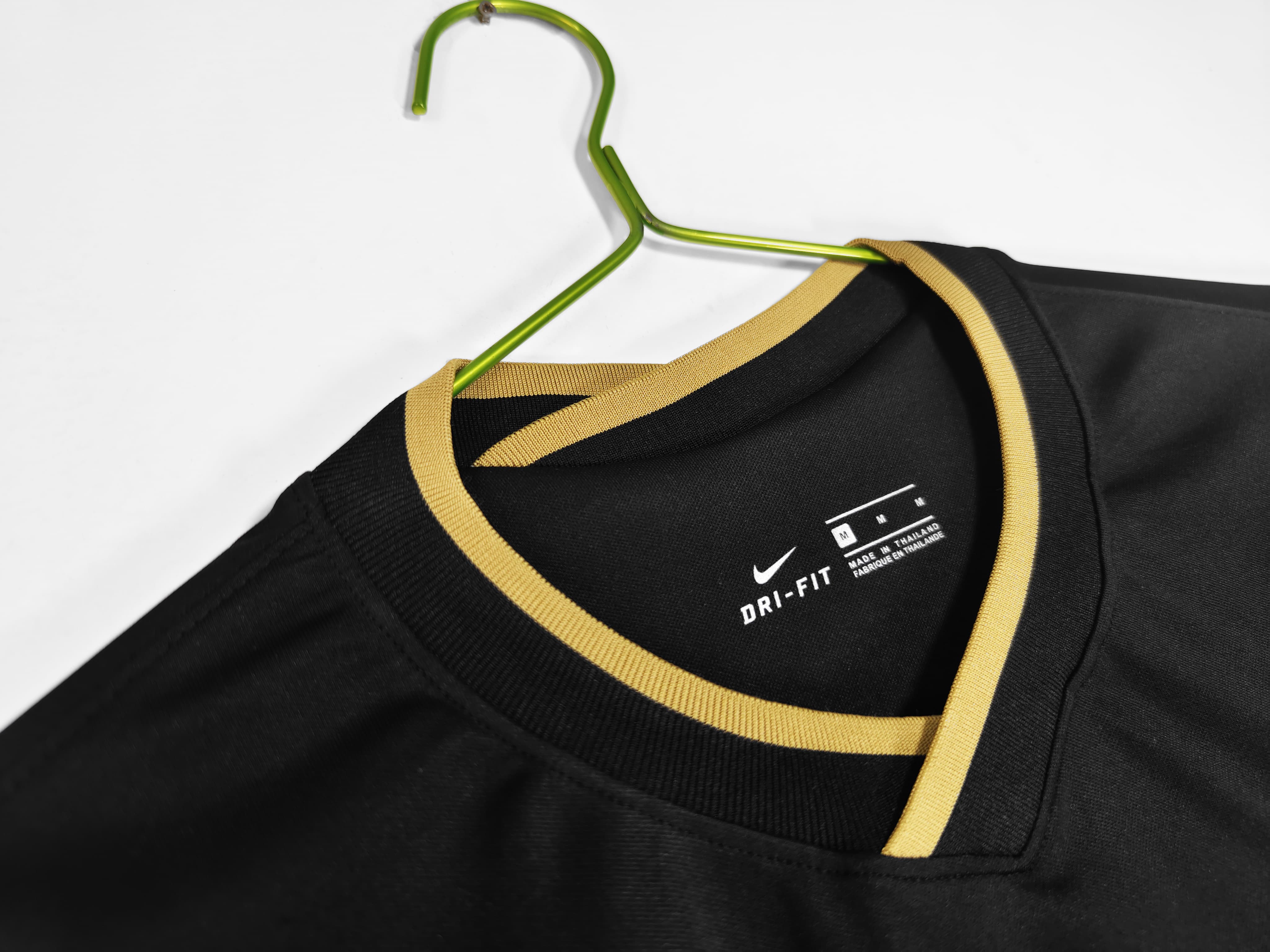 The FC Barcelona Retro 2020/21 Away Football Jersey 4