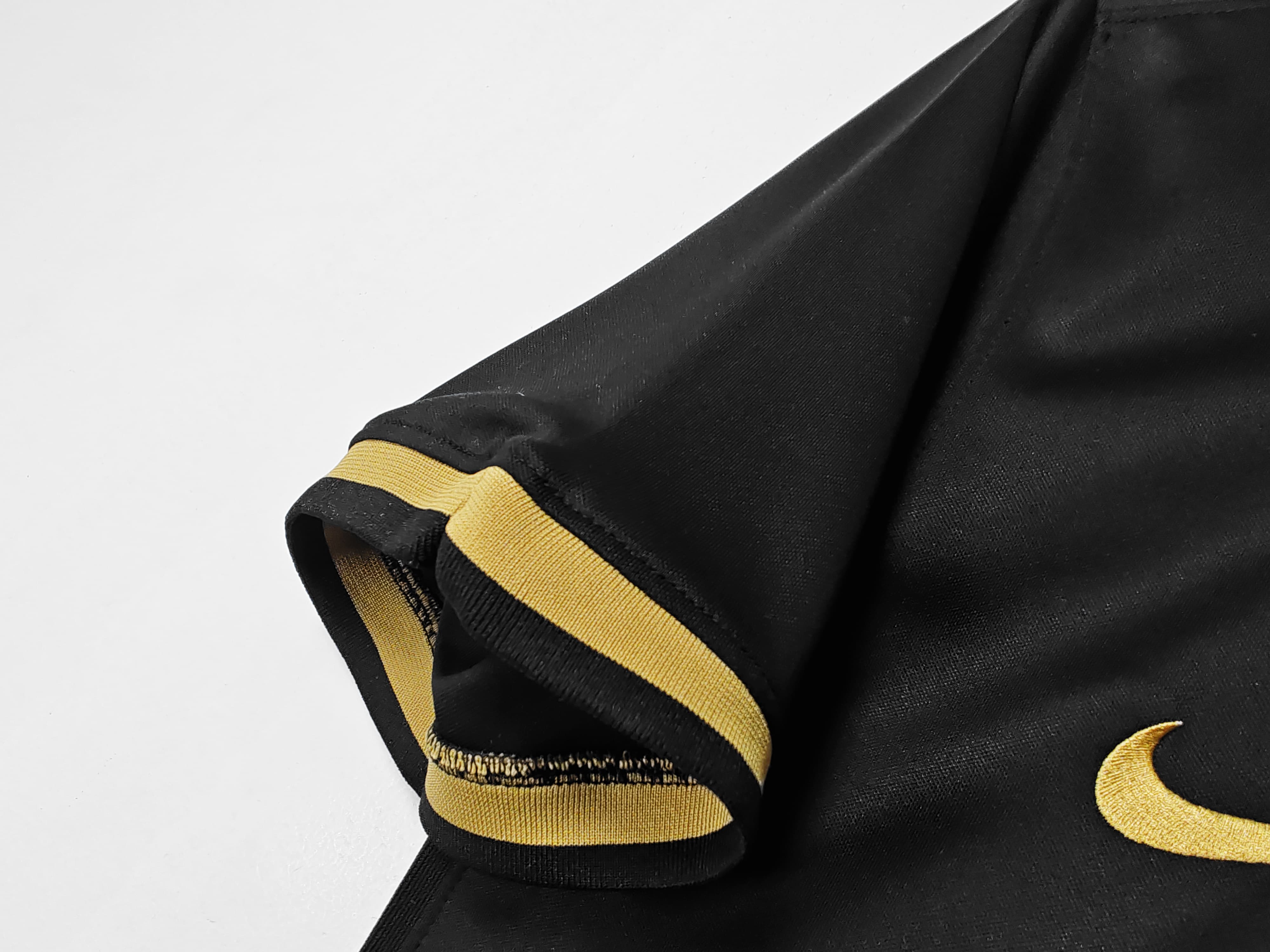 The FC Barcelona Retro 2020/21 Away Football Jersey 8