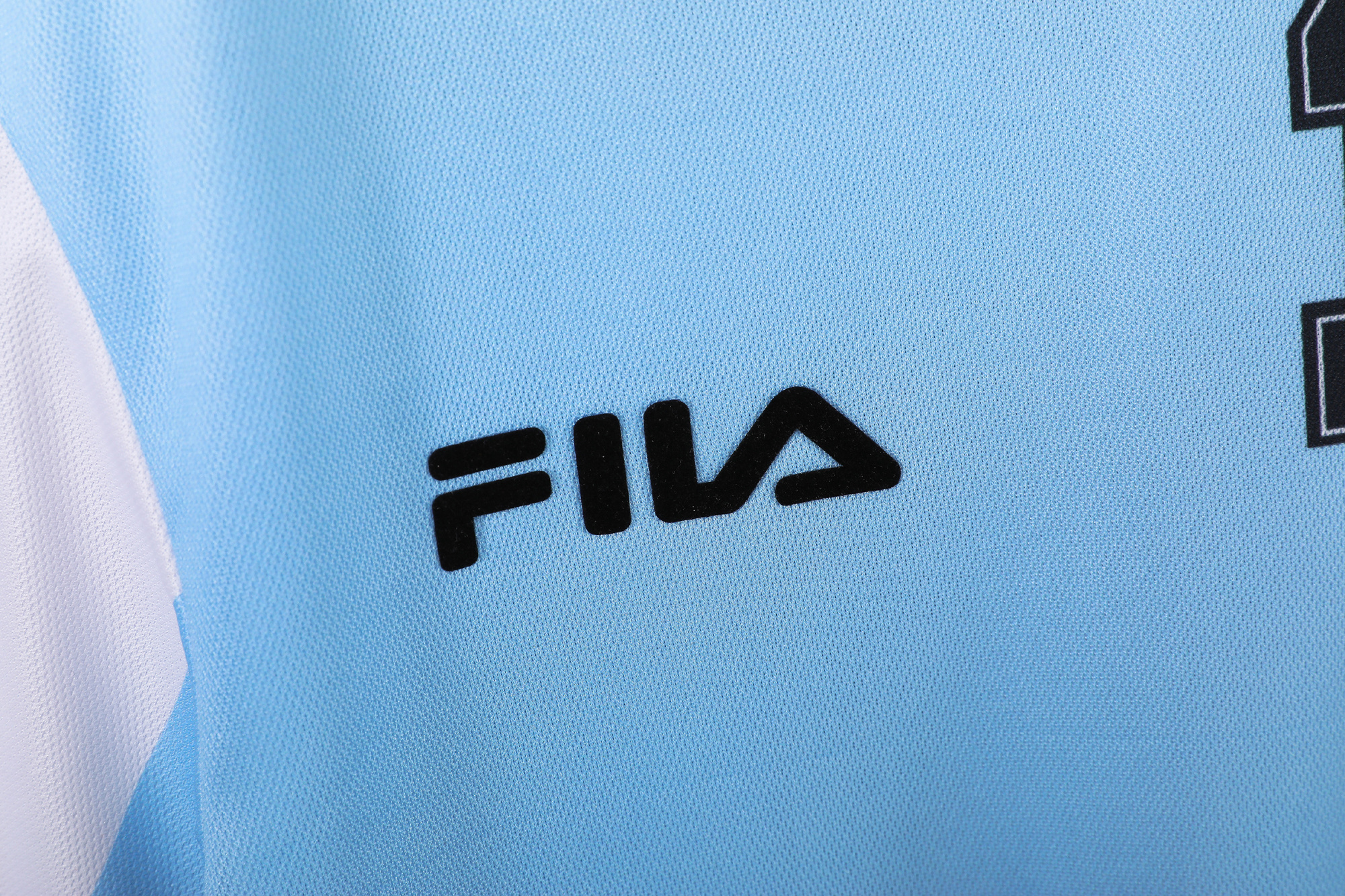 The Argentina Retro 2001 Home Memorial Edition Football Jersey 4
