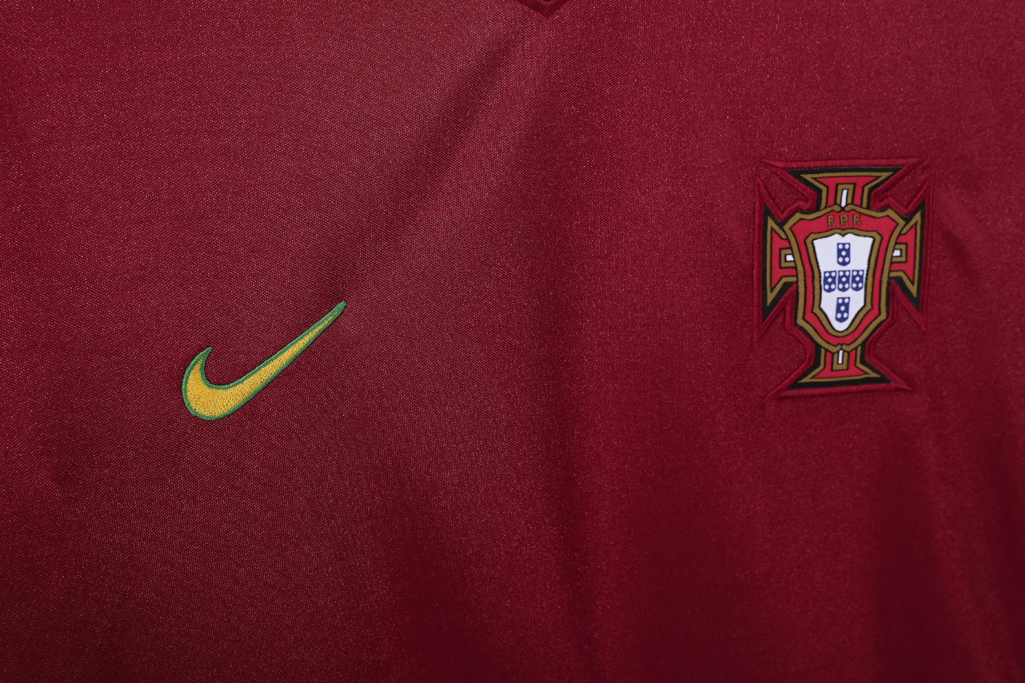 The Portugal Retro 1998/99 Home Football Jersey 6