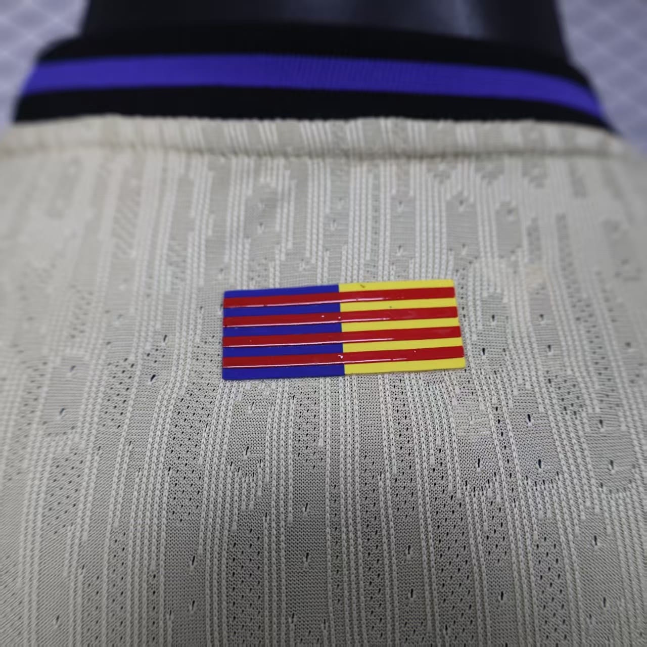 The FC Barcelona 2025/26 Away Jersey 9