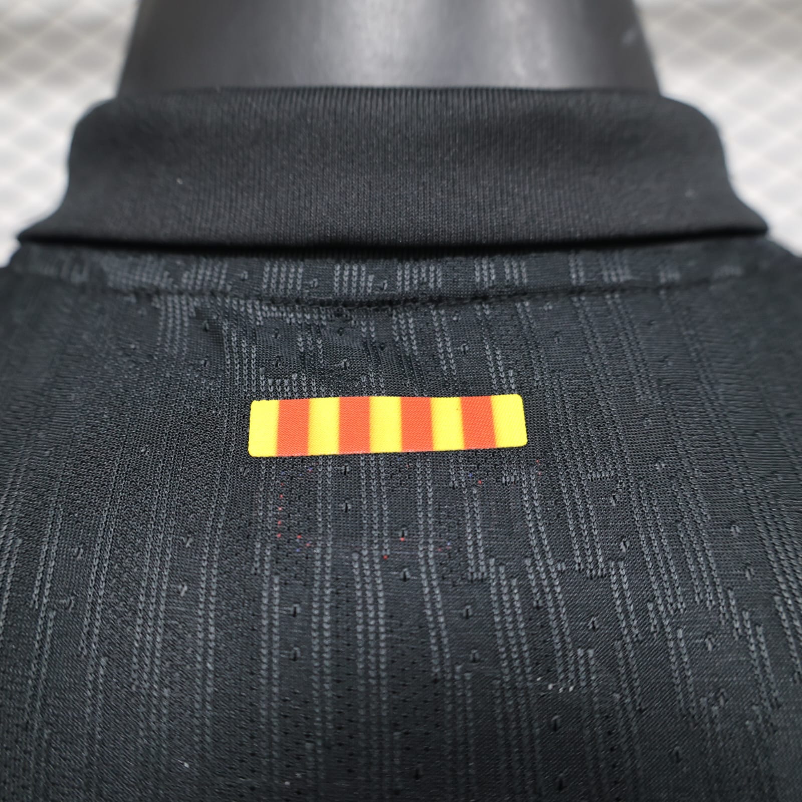 The FC Barcelona 2024/25 Away Jersey 6