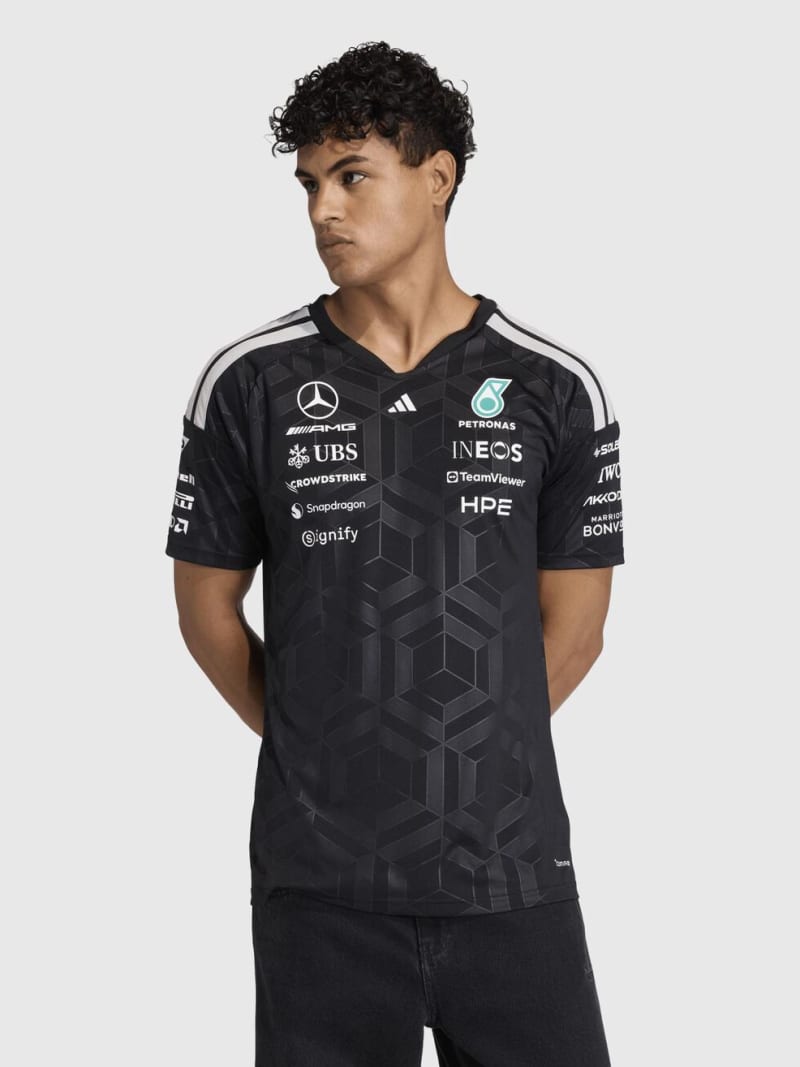 Mercedes-AMG PETRONAS F1 Team 2026 Team Driver T-Shirt - Mercedes  Front View