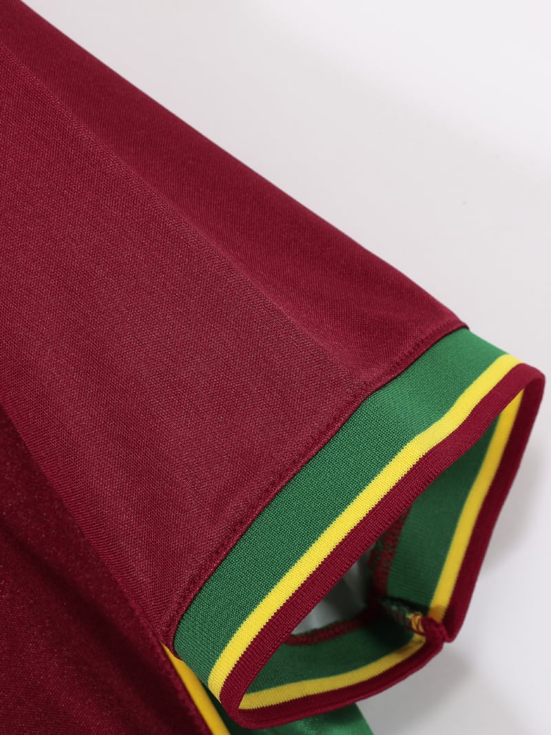 The Portugal Retro 1998/99 Home Football Jersey - Portugal 1998/99 View 7