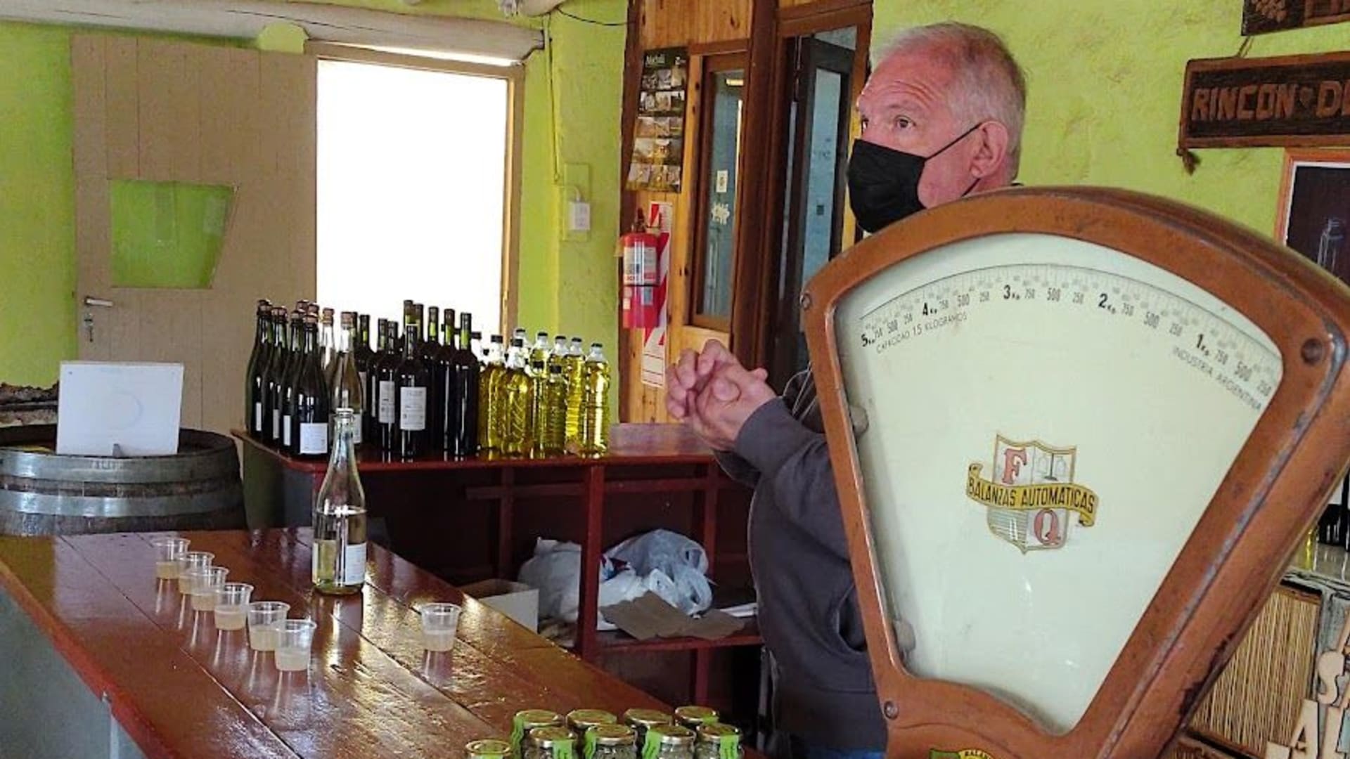 FAMILIA CAMARGO (Bodega / Espumantes) -Las Paredes - Foto 2