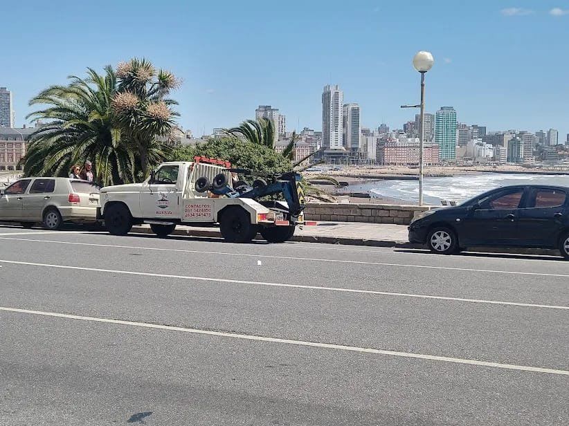 Mecánica en General y Grúa las 24 Horas. Libertad. - Foto 17