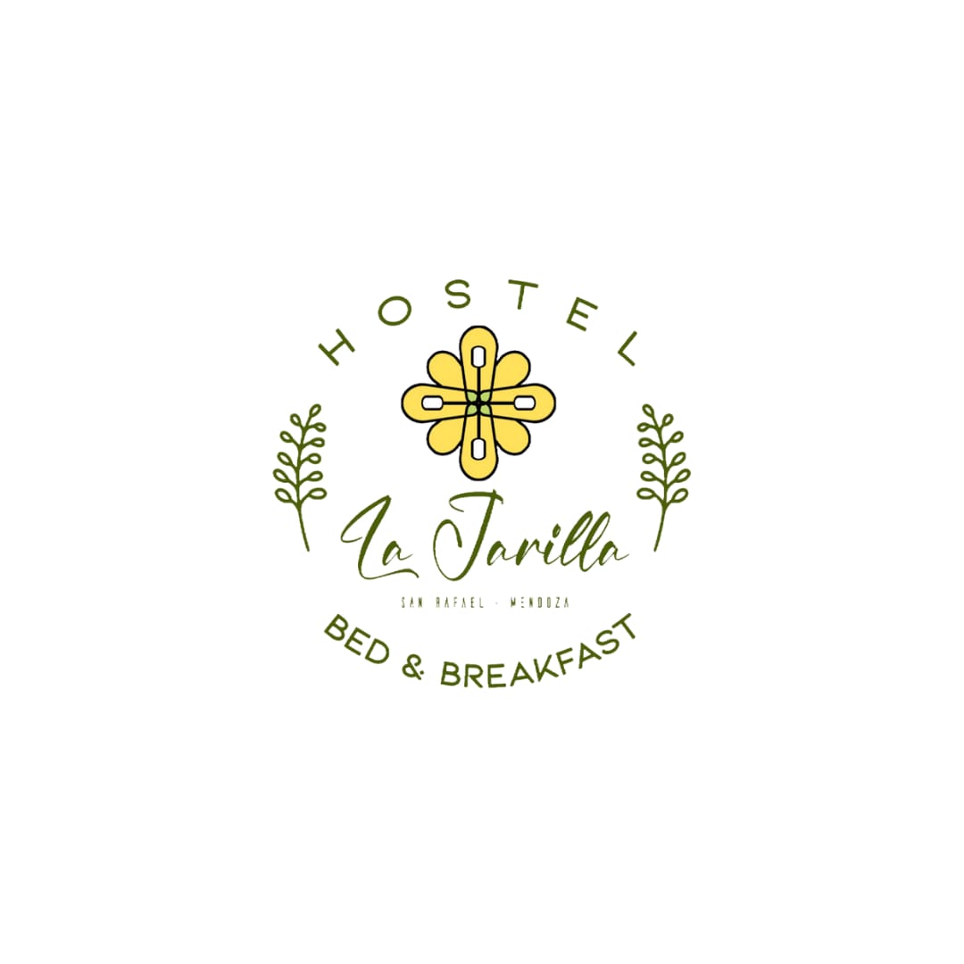 LA JARILLA HOSTEL