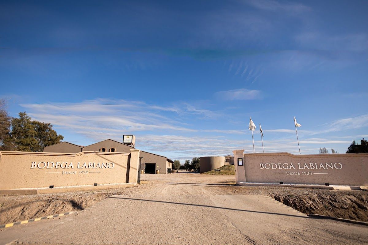 LABIANO (Bodega / Espumantes) - Rama Caída - Foto 1