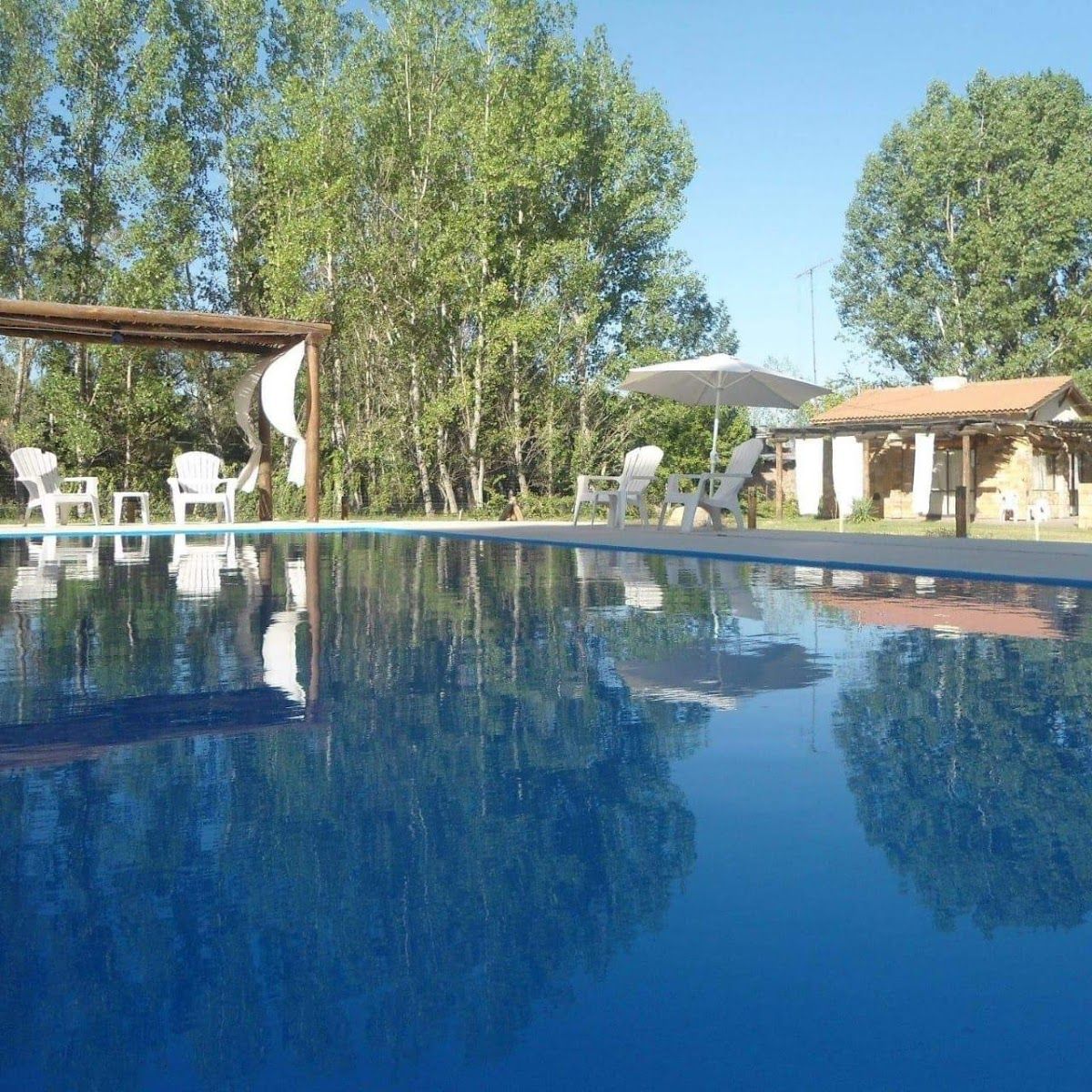 Cabañas Malbec – Las Paredes - Foto 1
