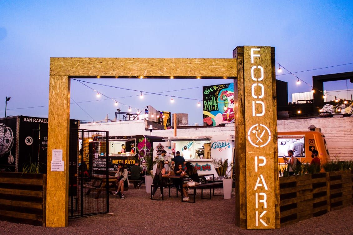 PATIO DE COMIDAS “FOOD PARK - Ciudad - Foto 1