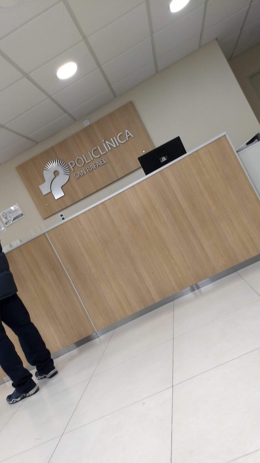 Policlínica San Rafael - Foto 1