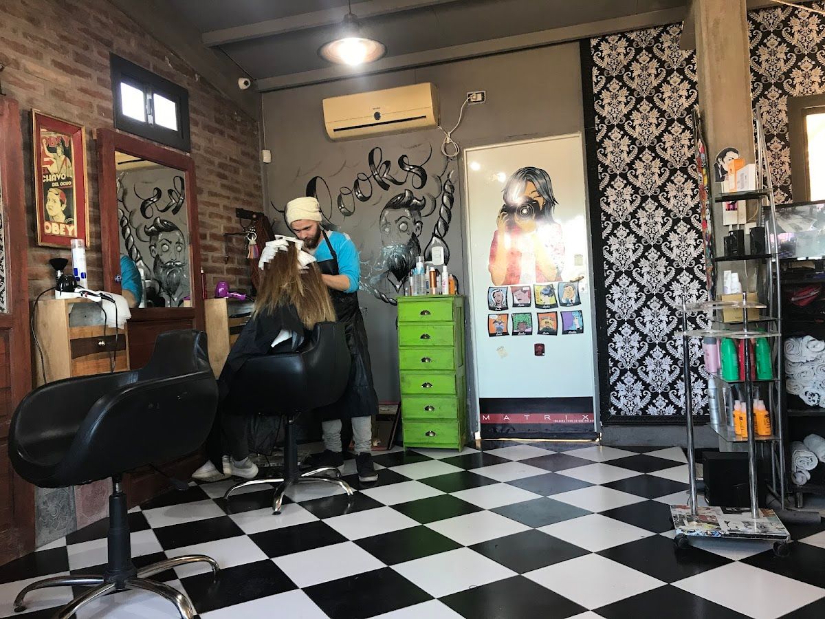 Looks Peluqueria (Centro de San Rafael) - Foto 1