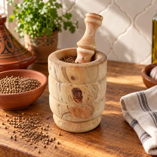 Mortier & pilon Cèdre d’Azrou – Geste culinaire traditionnel et veinage brut — vue II