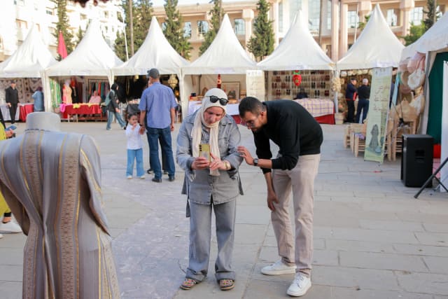 Formation, accompagnement et coaching terrain au service des artisans de Fès-Meknès