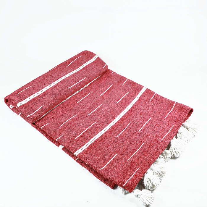Plaid du Moyen Atlas – Rouge tissé à lignes blanches