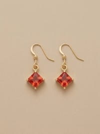 Boucles d’oreilles carrées rubis 2