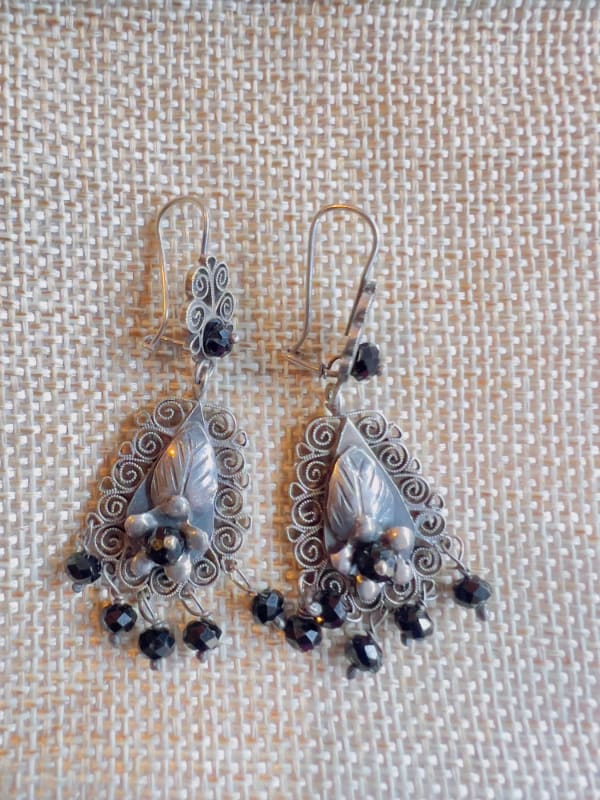 Dormeuses argent filigrane perles noires