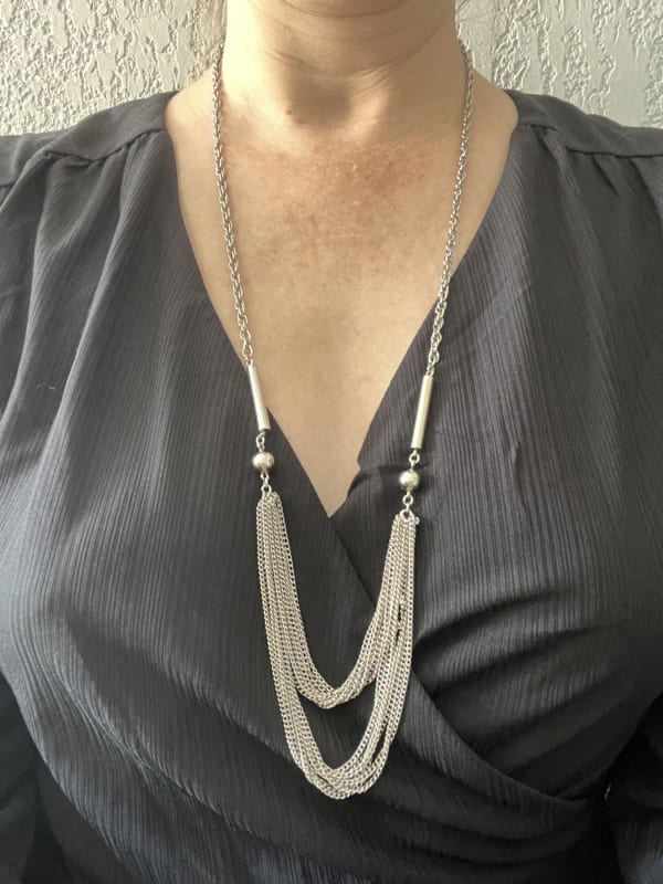Collier sautoir argenté multi-rangs Vintage