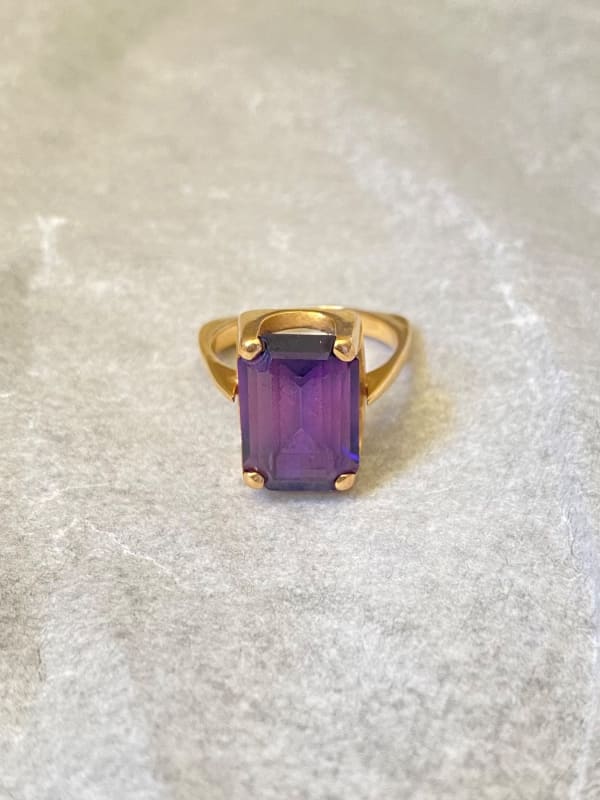 Bague cocktail améthyste or jaune