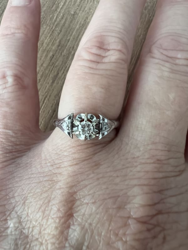 Bague solitaire diamant or blanc