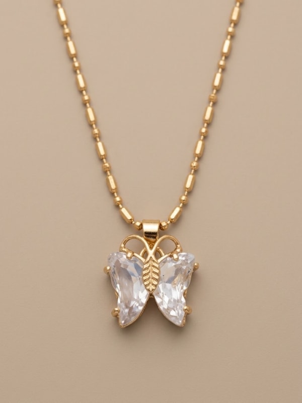 Pendentif Diamant Papillon Édition limitée doré