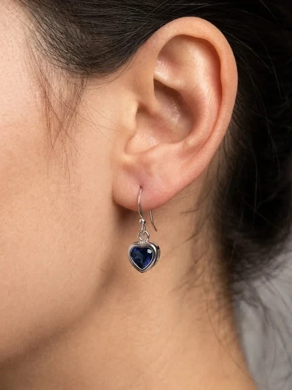 Boucles d'oreilles coeur saphir bleu
