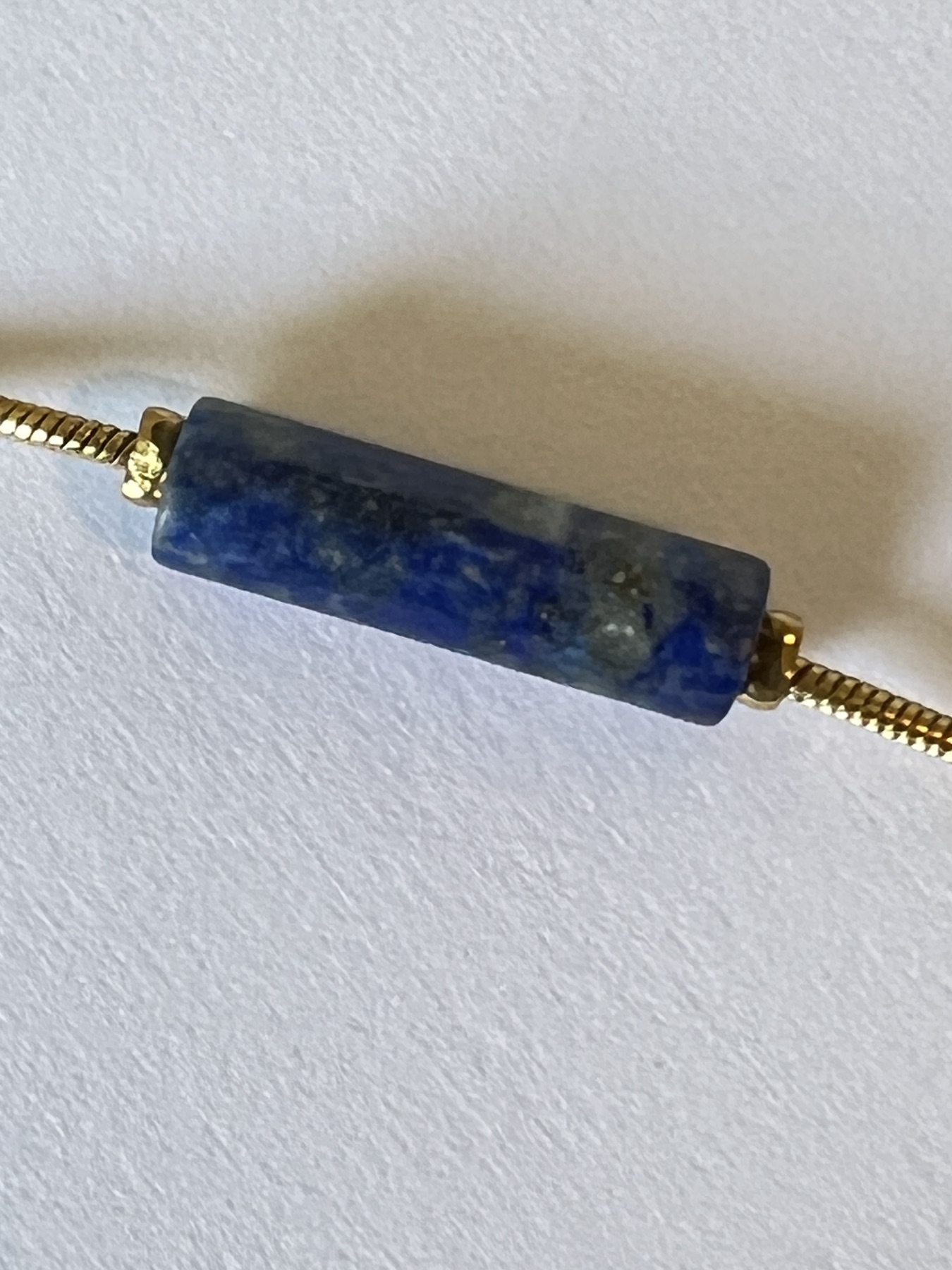 Bracelet acier inoxydable doré Lapis Lazulli 3 perles  2