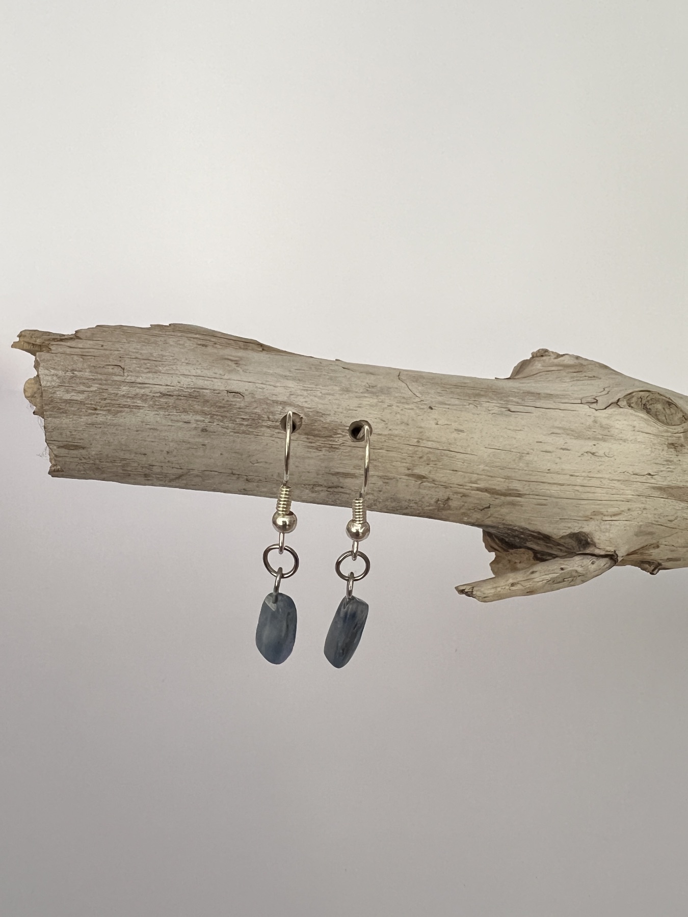 Boucles d'oreilles argentées Cyanite