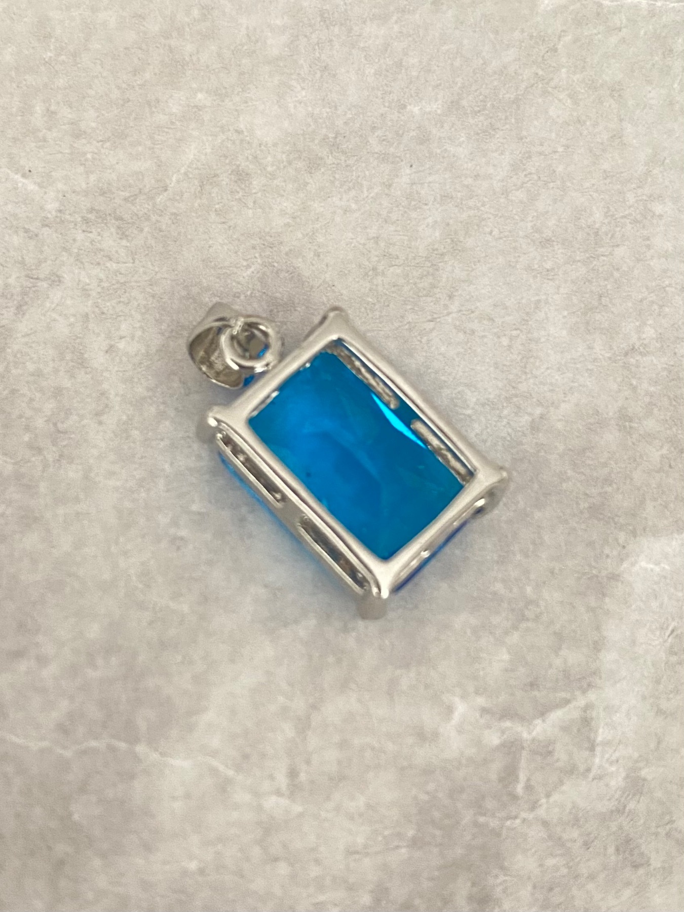 Pendentif Saphir bleu Édition limitée  3