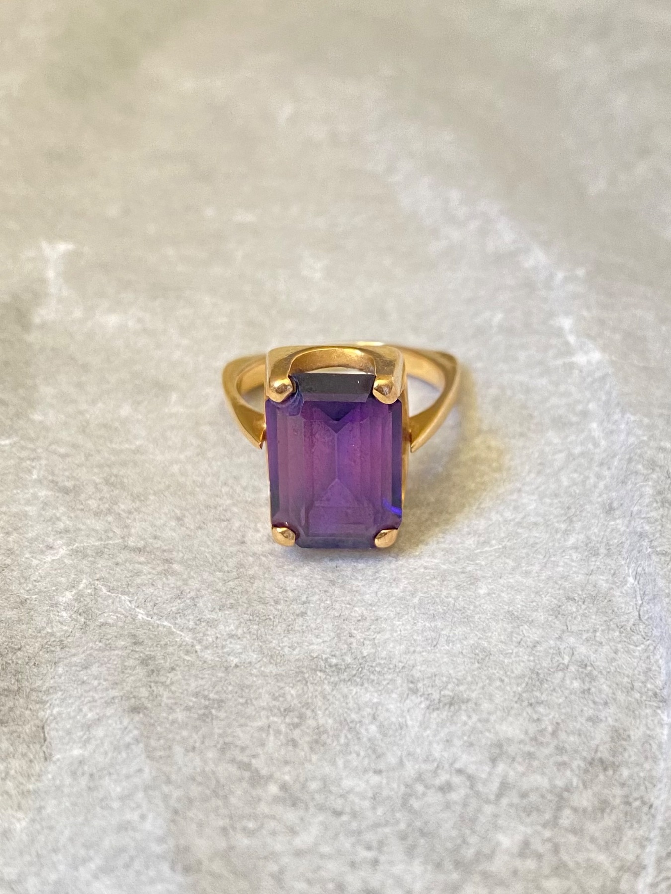 Bague cocktail améthyste or jaune