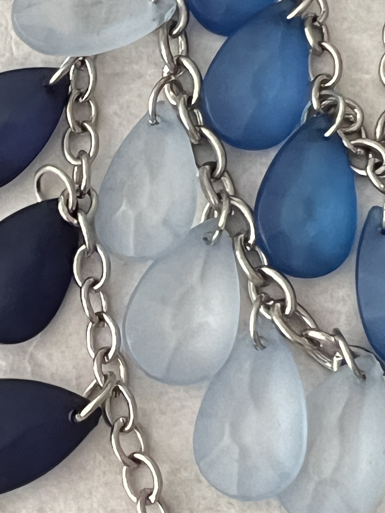 Collier argenté bleu Vintage Charming Charlie  4