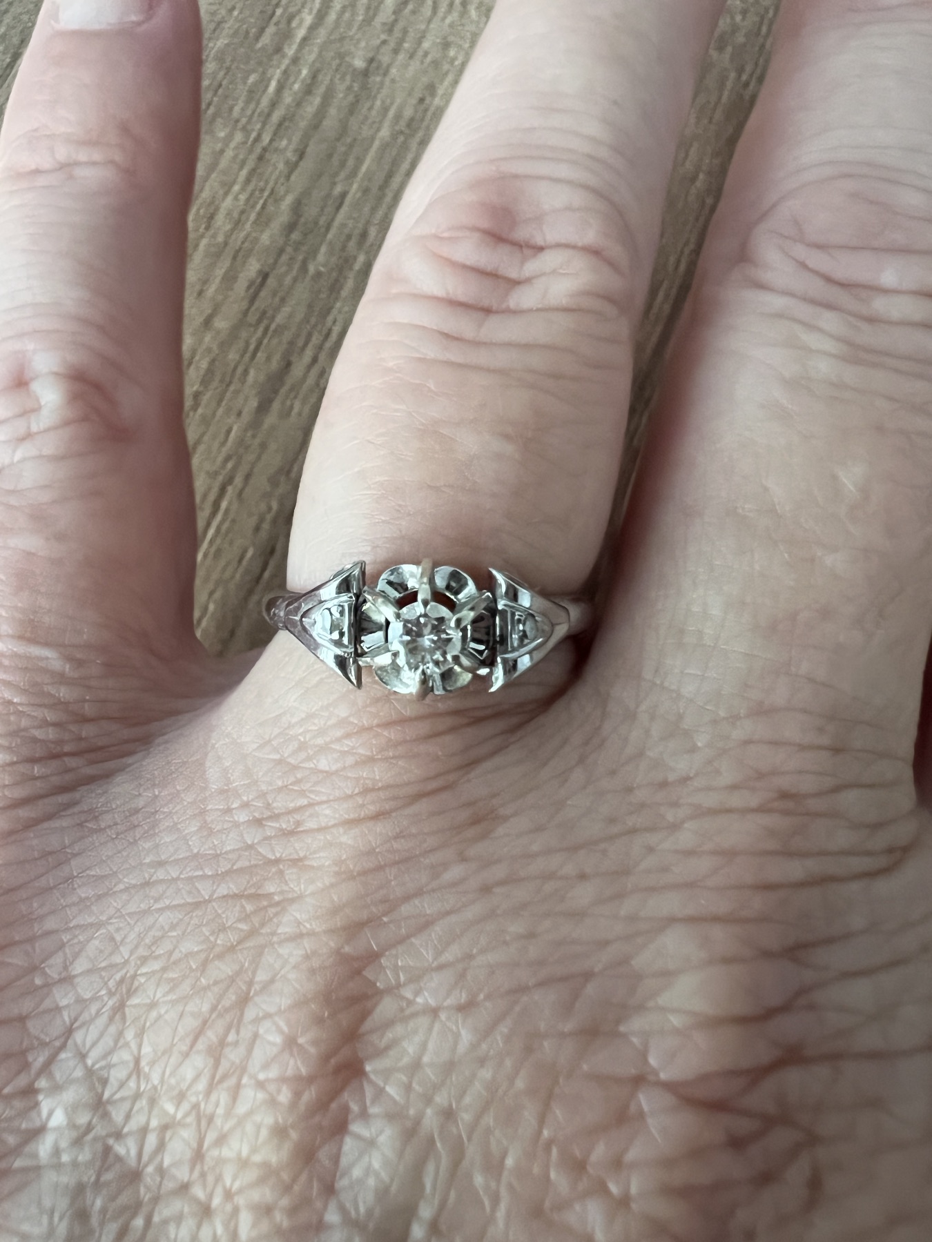 Bague solitaire diamant or blanc 