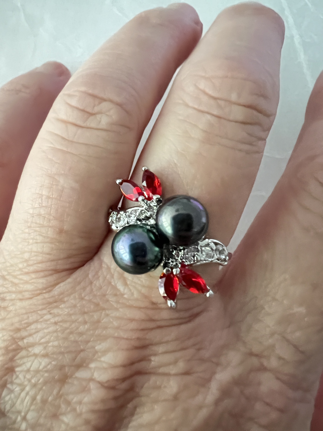 Bague perles de culture et rubis 
