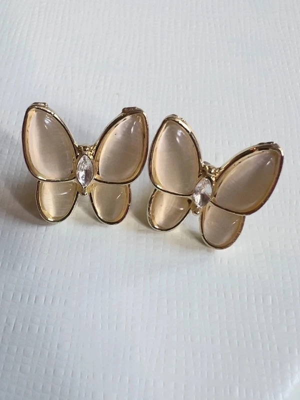Boucles d’oreilles papillon doré 