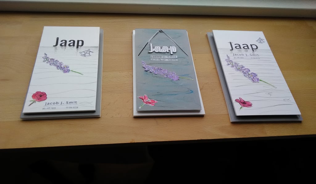 eerste ontwerpen van grafmonument