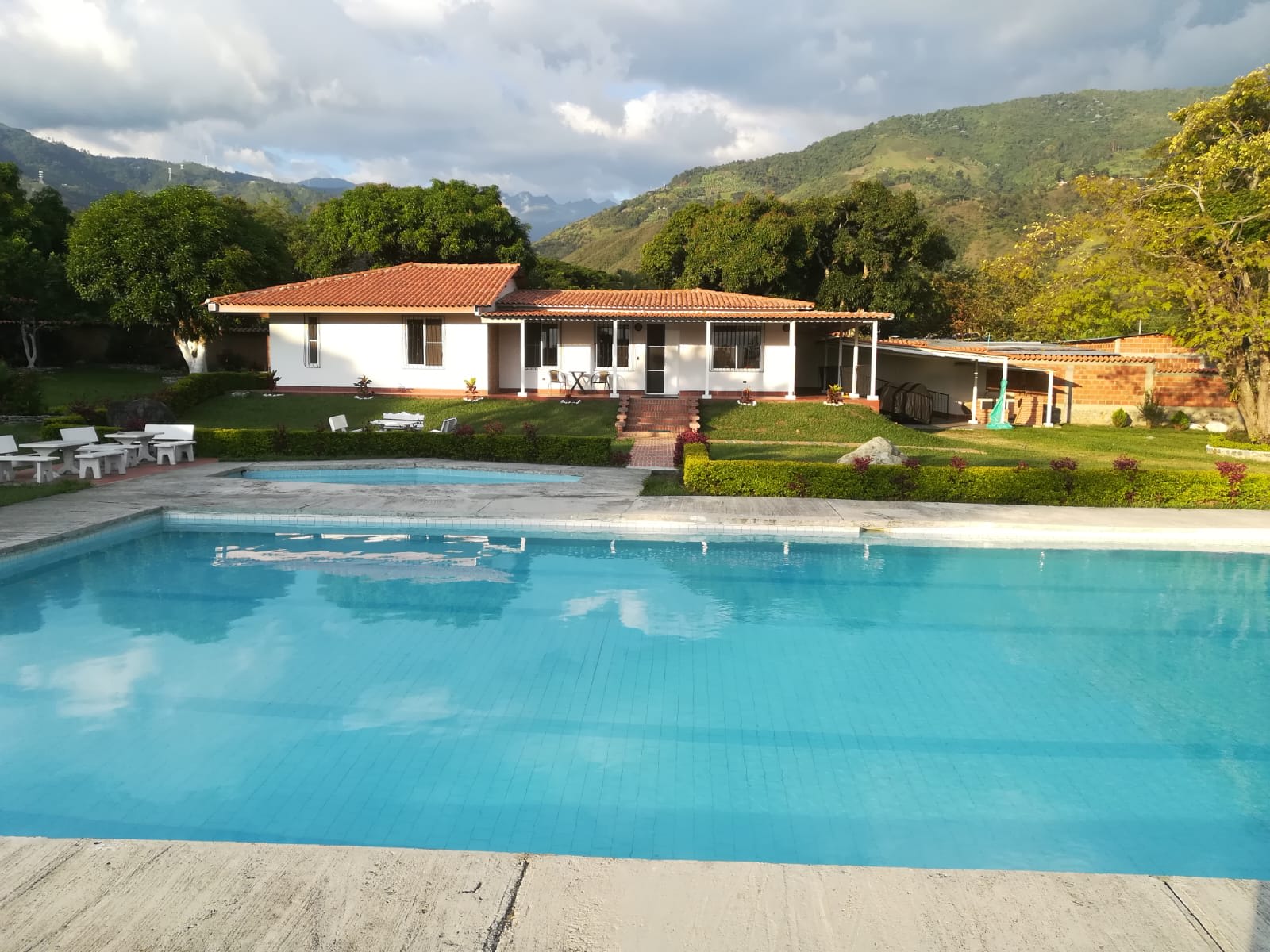 Casa Pradera Lomitas
