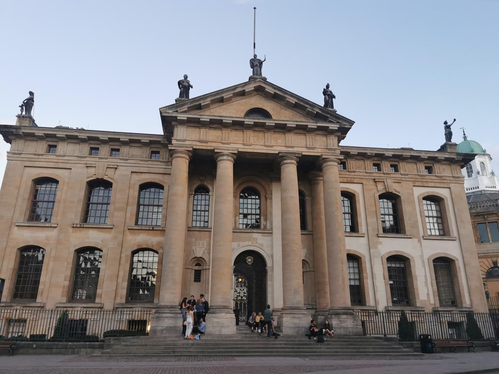 How much is the Oxford Summer Program? 