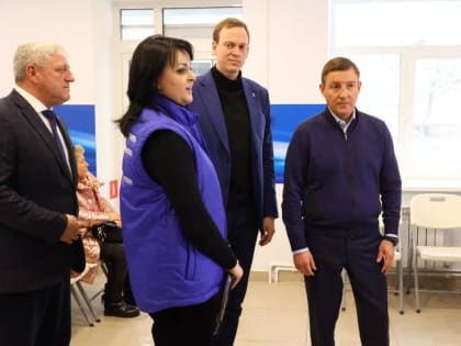 Более миллиона подписей с момента начала процедуры собрано на площадках «Единой России» в поддержку выдвижения Владимира Путина, сообщил Андрей Турчак