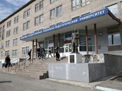 Вячеслав Федорищев встретился со студентами СГСПУ: «Корпус университета обязательно отремонтируем»