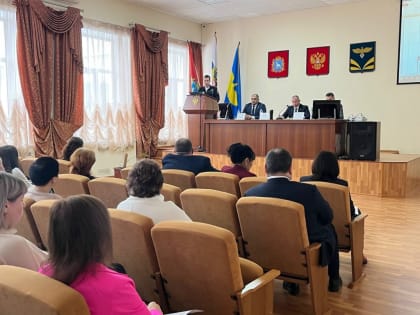 Сегодня состоялось оперативное выездное совещание под председательством Дмитрия Леонидовича Вавилова, главы муниципального района Безенчукский