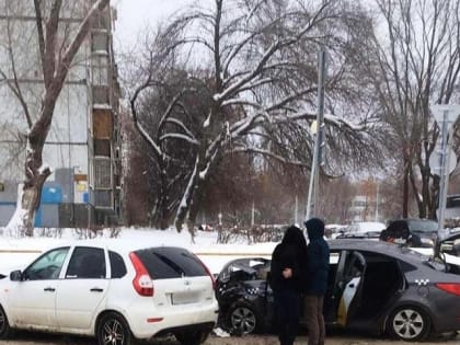 Госавтоинспекция Самарский области разъясняет порядок самостоятельного оформления дорожно-транспортных происшествий