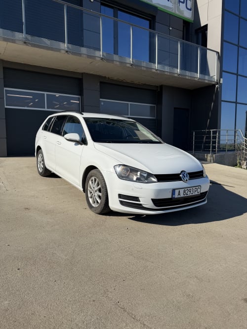 Volkswagen Golf - Wagon под наем в Бургас